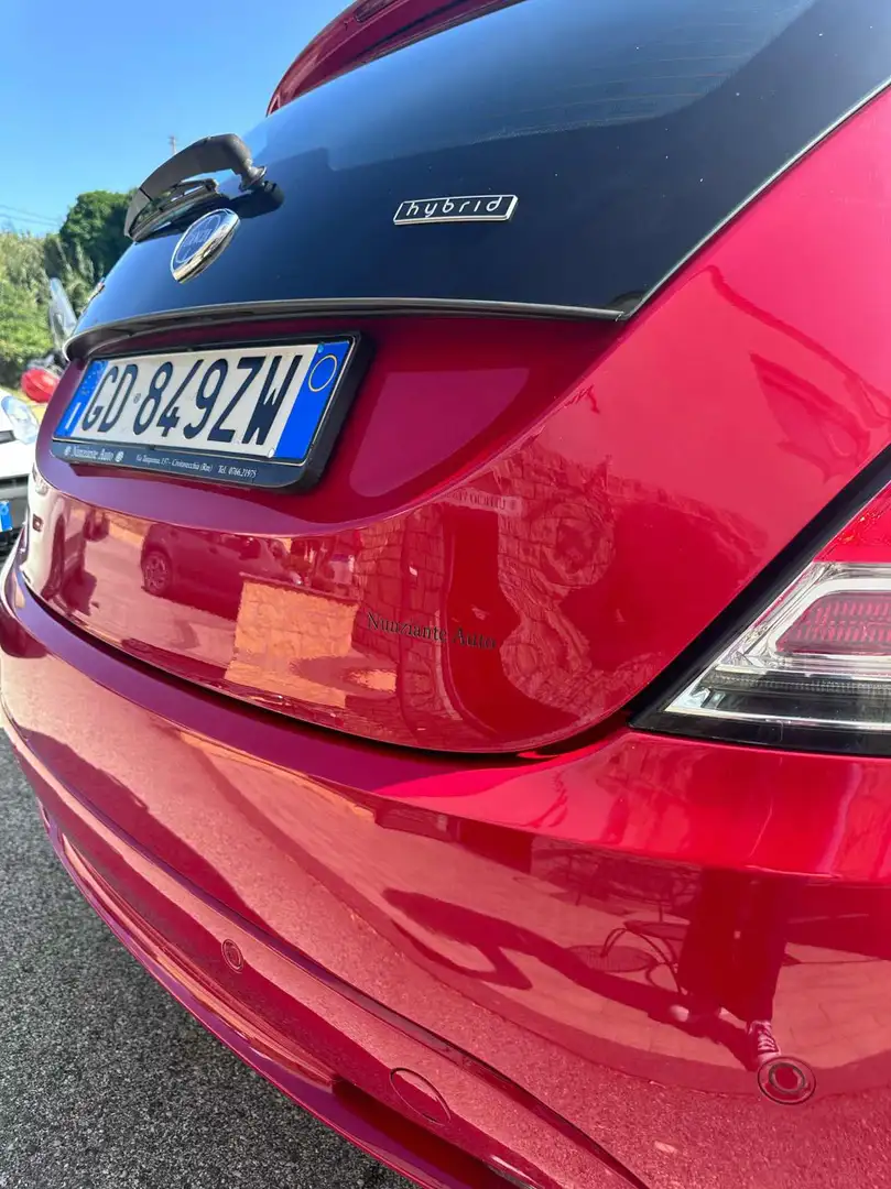 Lancia Ypsilon 1.0 FireFly S&S Hybrid Rouge - 2