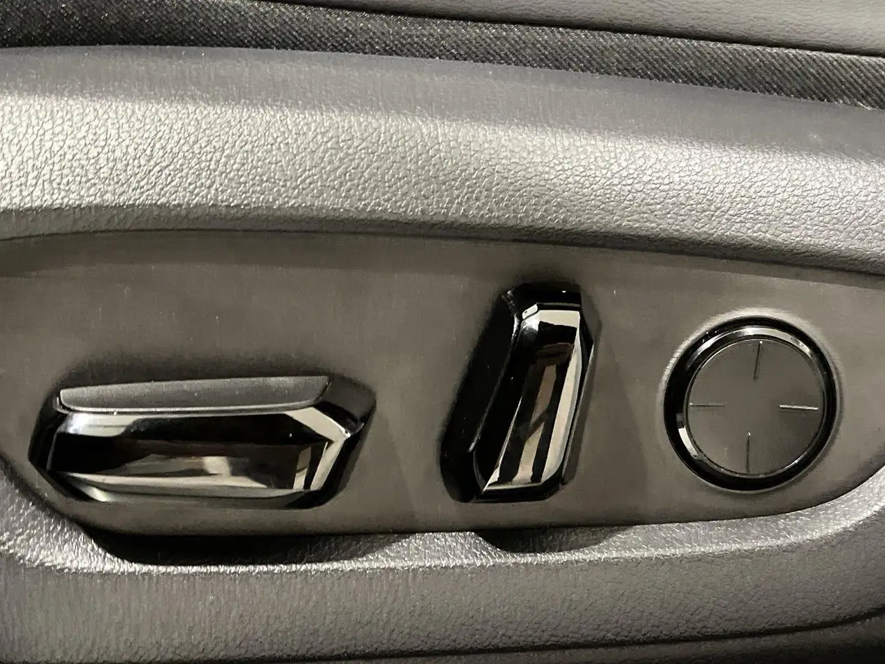 Lexus NX снимка Lexus NX