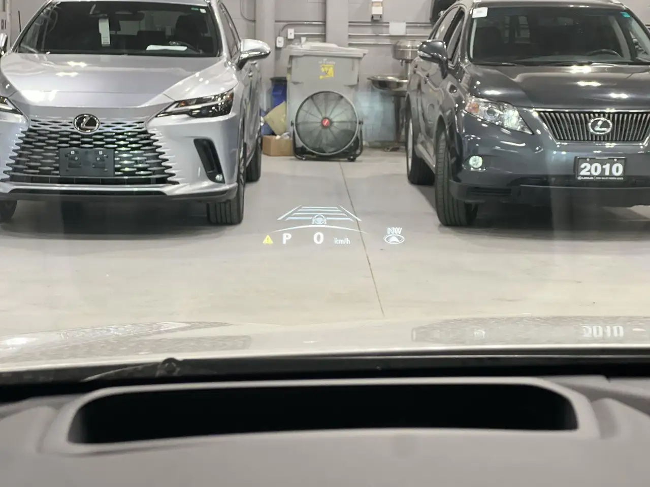 Lexus NX снимка Lexus NX