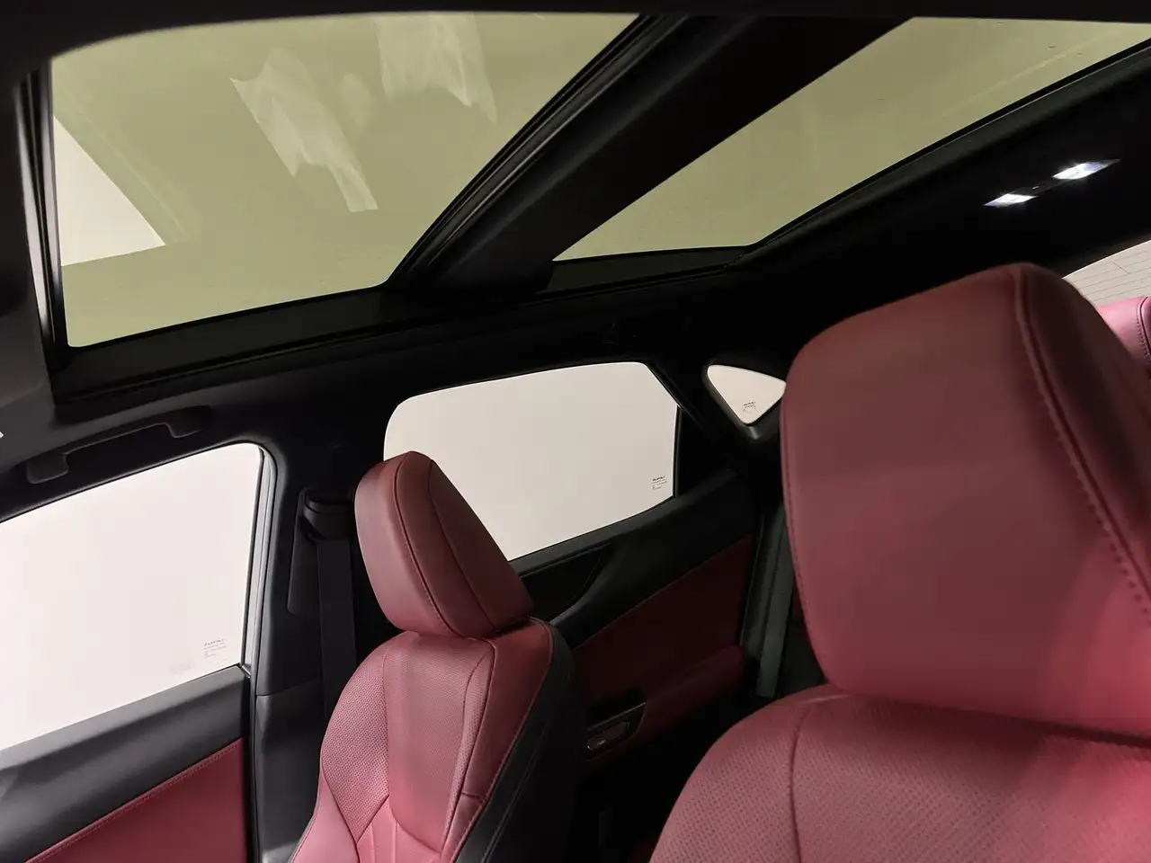 Lexus NX снимка Lexus NX