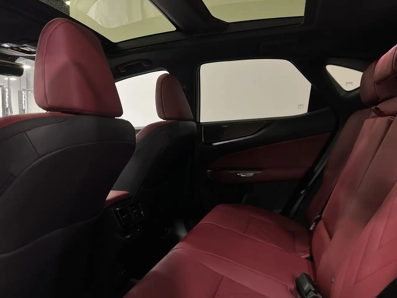 Lexus NX снимка Lexus NX