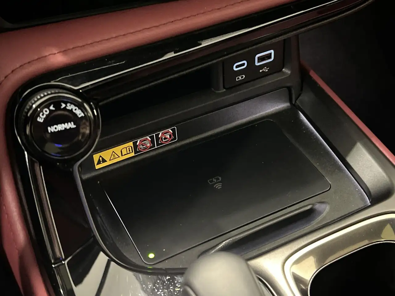Lexus NX снимка Lexus NX