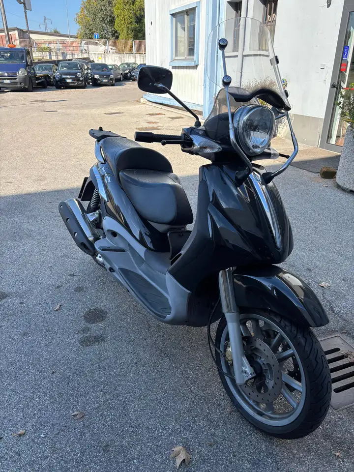 Piaggio Beverly 500