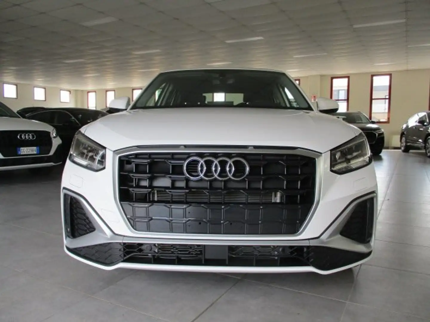 Audi Q2 Q2 30 2.0 TDI S-Line S-Tronic Bianco - 2