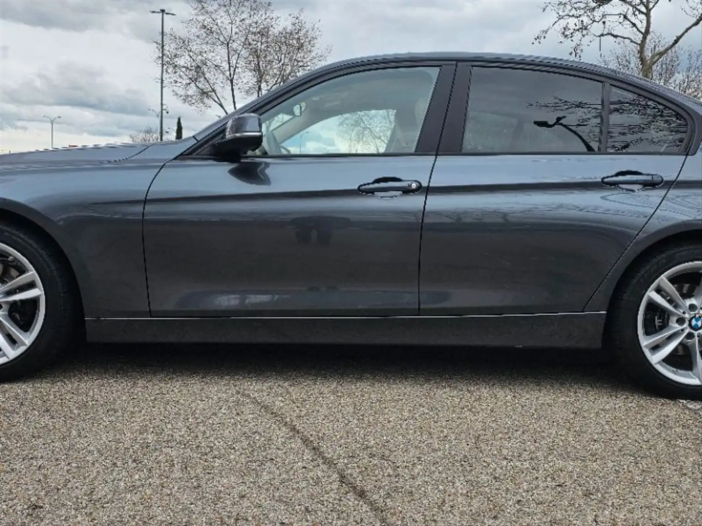 BMW 318 318dA - 2