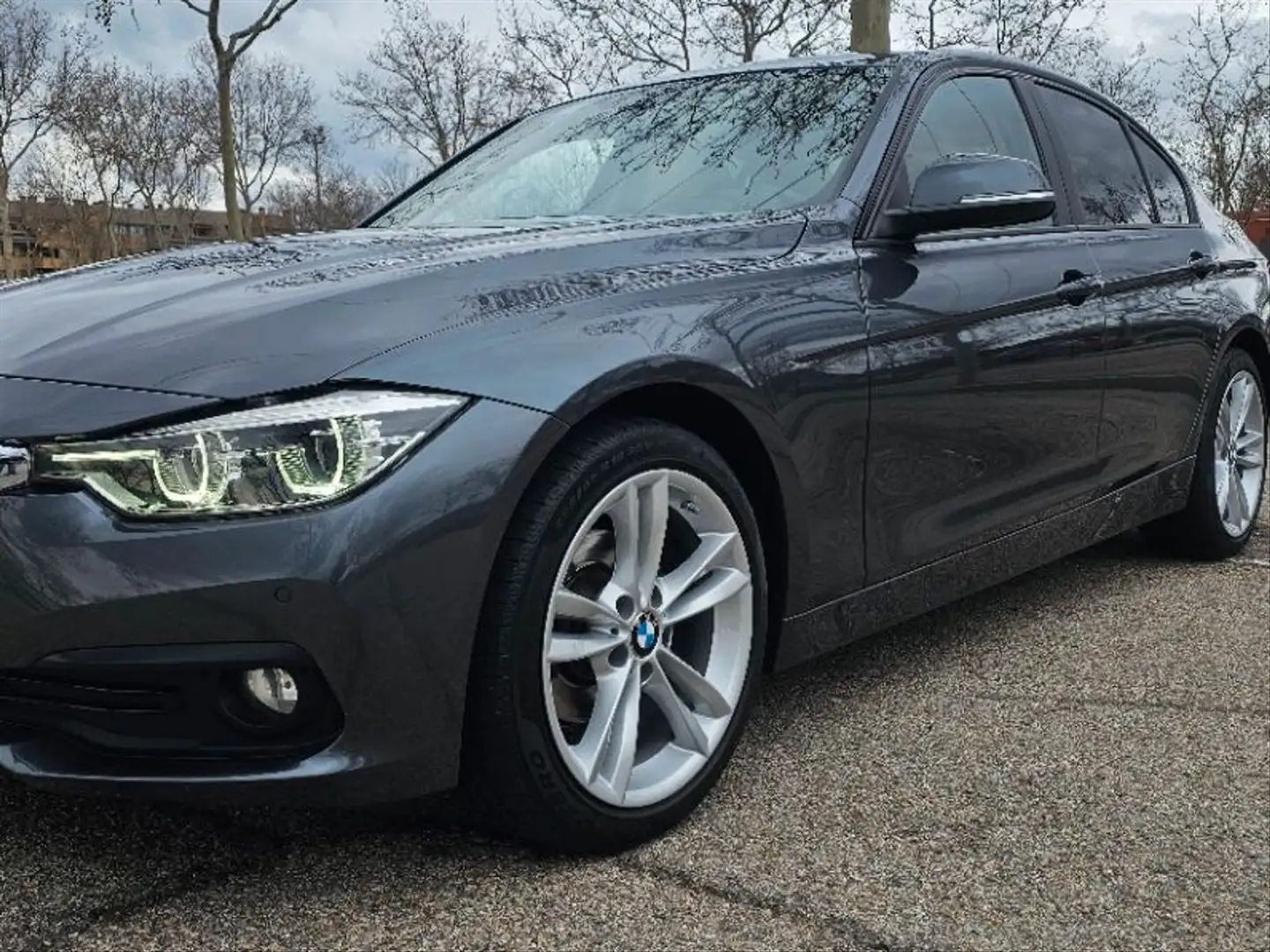 BMW 318 318dA - 1