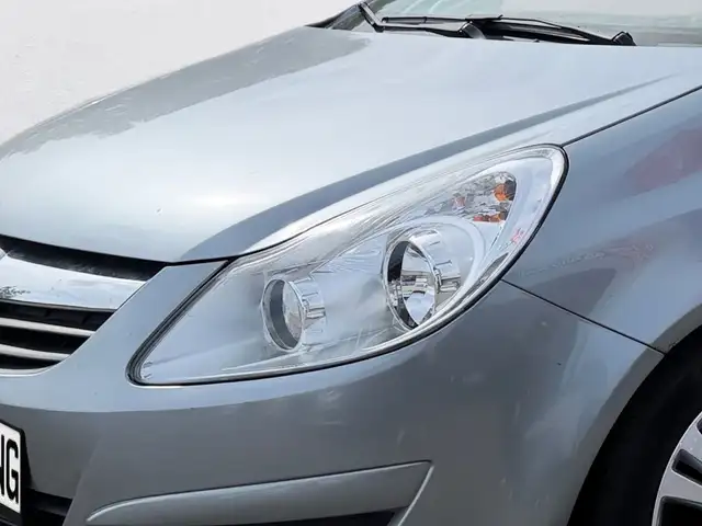 Opel Corsa view 2