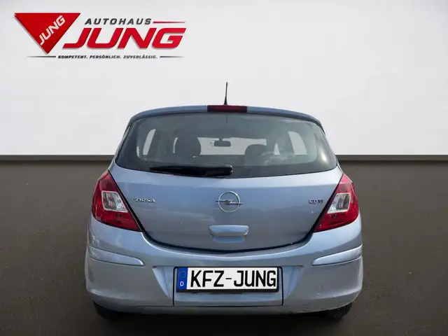 Opel Corsa view 5