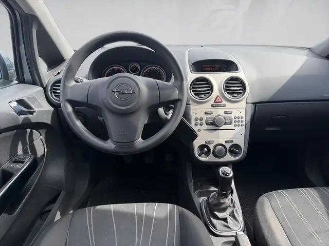 Opel Corsa view 13