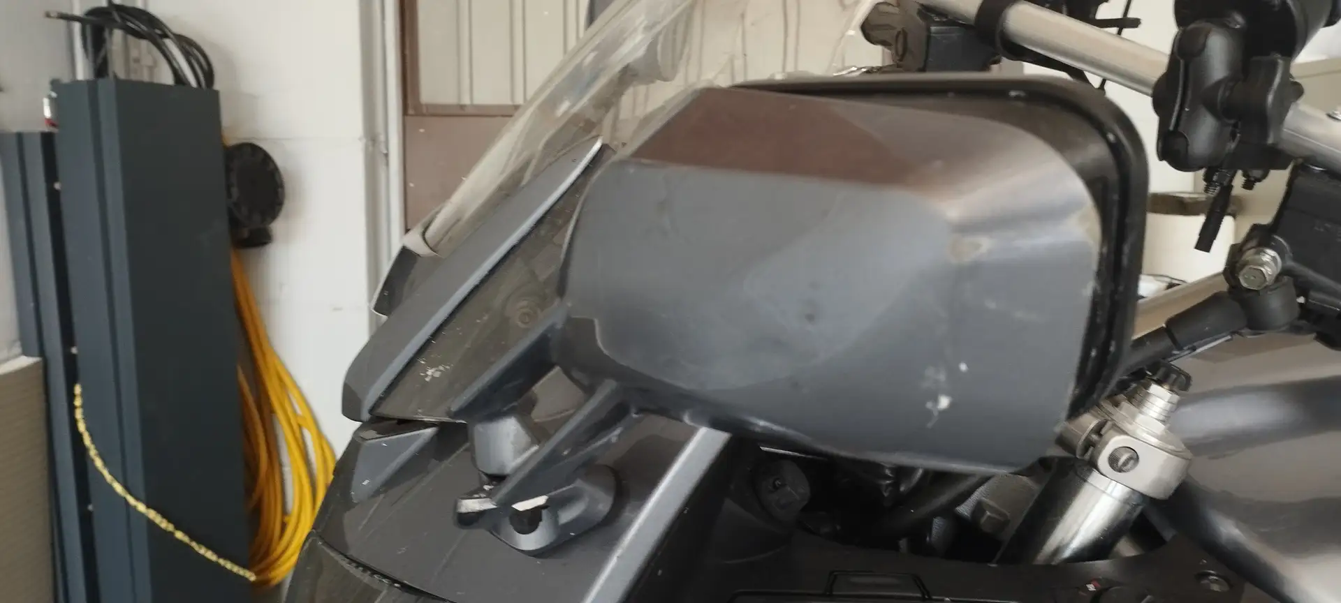 Yamaha FJR 1300 Argintiu - 2