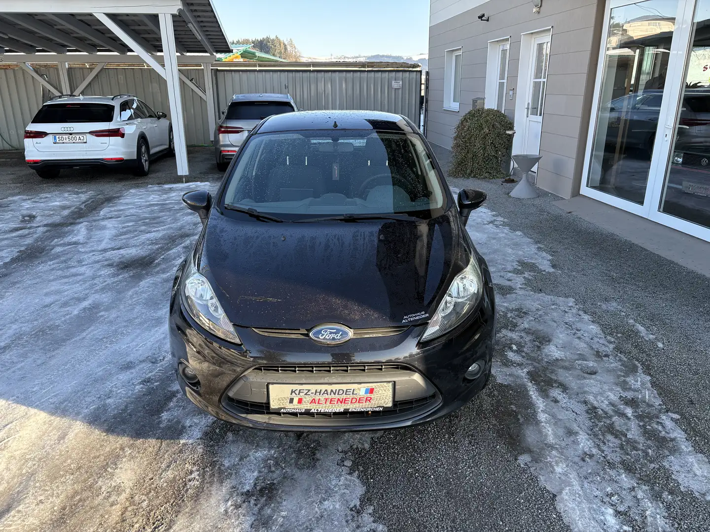 Ford Fiesta Trend 1,25 *1.BESITZ*PICKERL NEU* Schwarz - 2