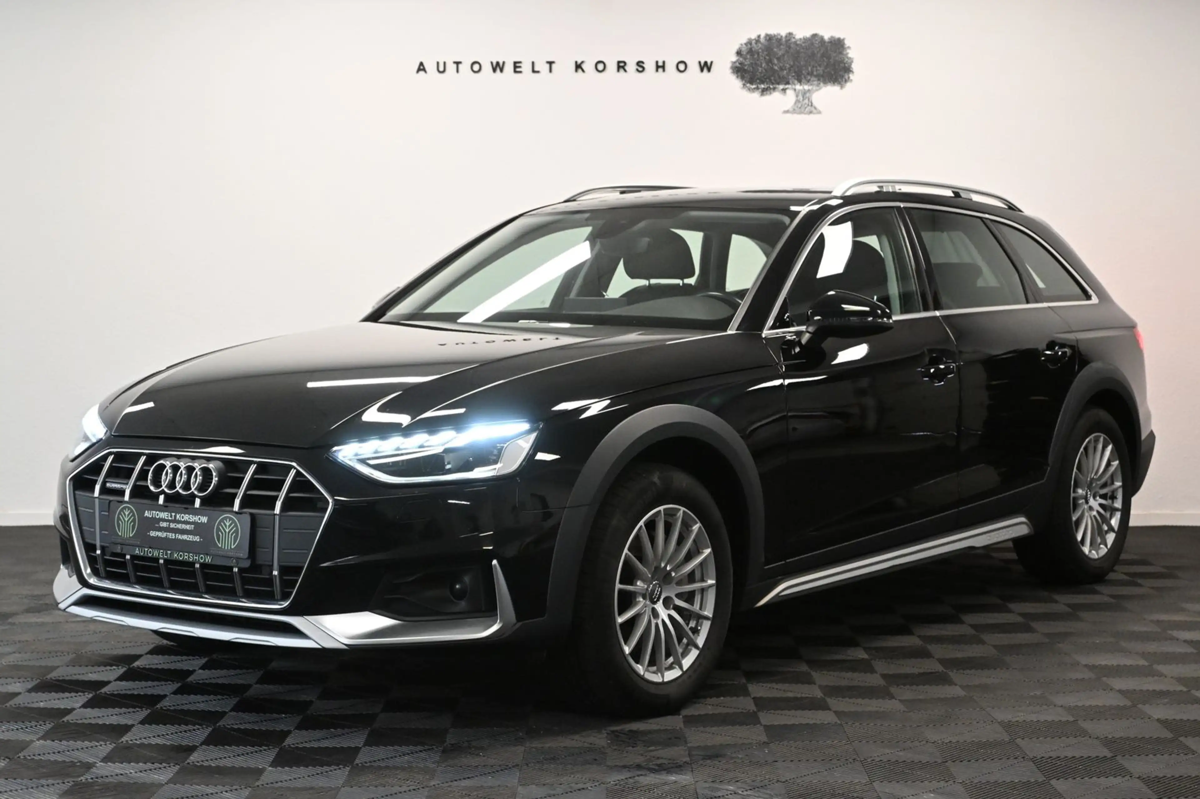 Audi A4 allroad 40 TDI *AHK*ACC*NAVI*LED*SHZ*AMBIENTE — photo 3