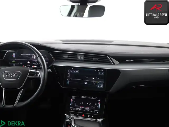 Audi E-Tron view 9