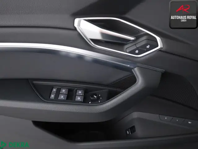 Audi E-Tron view 15