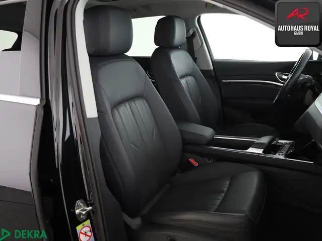 Audi E-Tron view 11