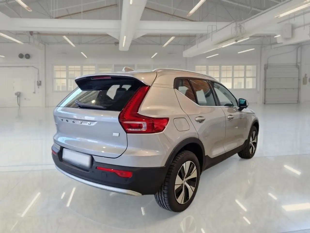 Volvo XC40 T5 RECHARGE PLUG-IN AUTO PLUS BRIGHT SUV, миниатюра 4
