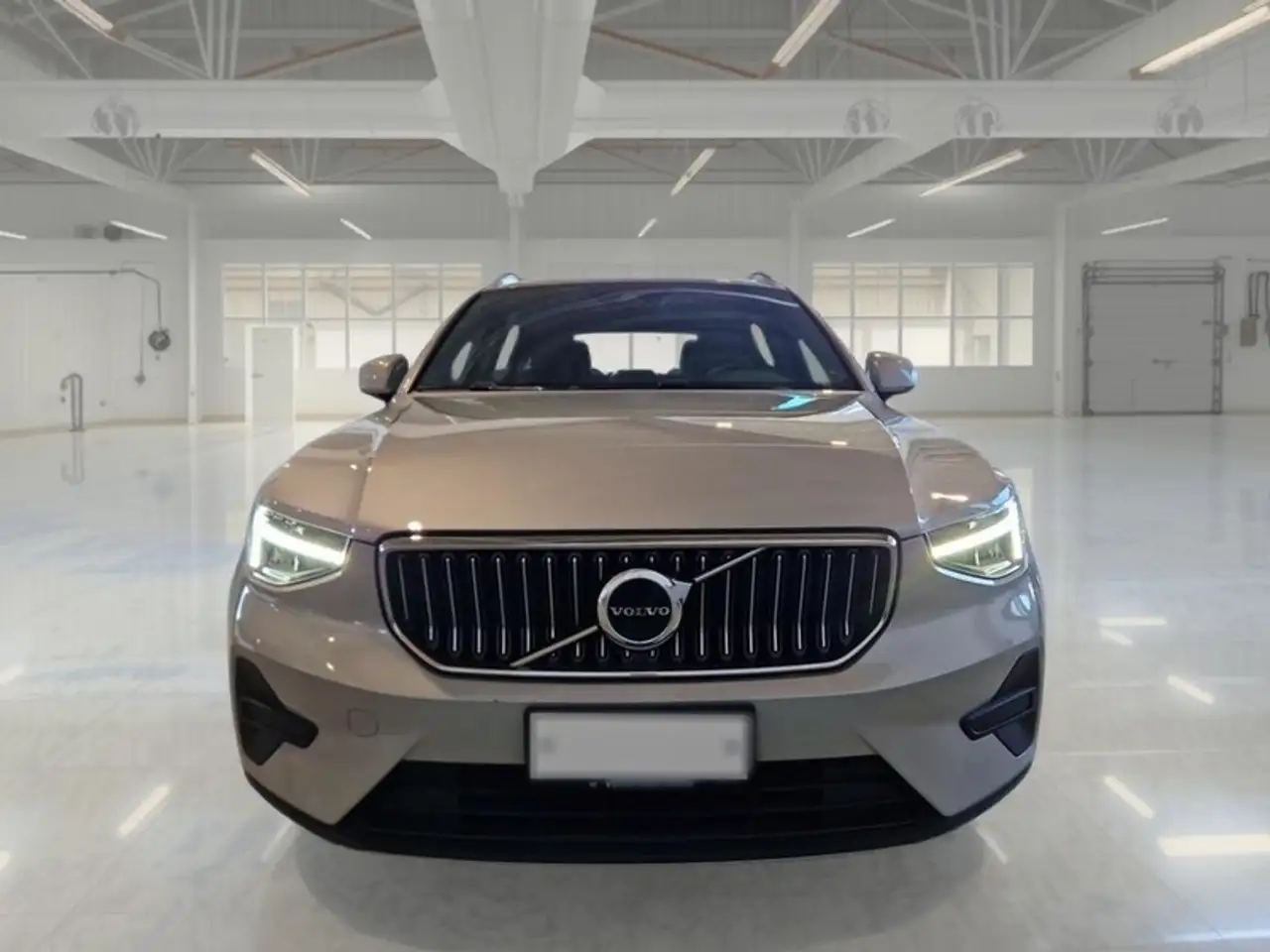 Volvo XC40 T5 RECHARGE PLUG-IN AUTO PLUS BRIGHT SUV, миниатюра 2
