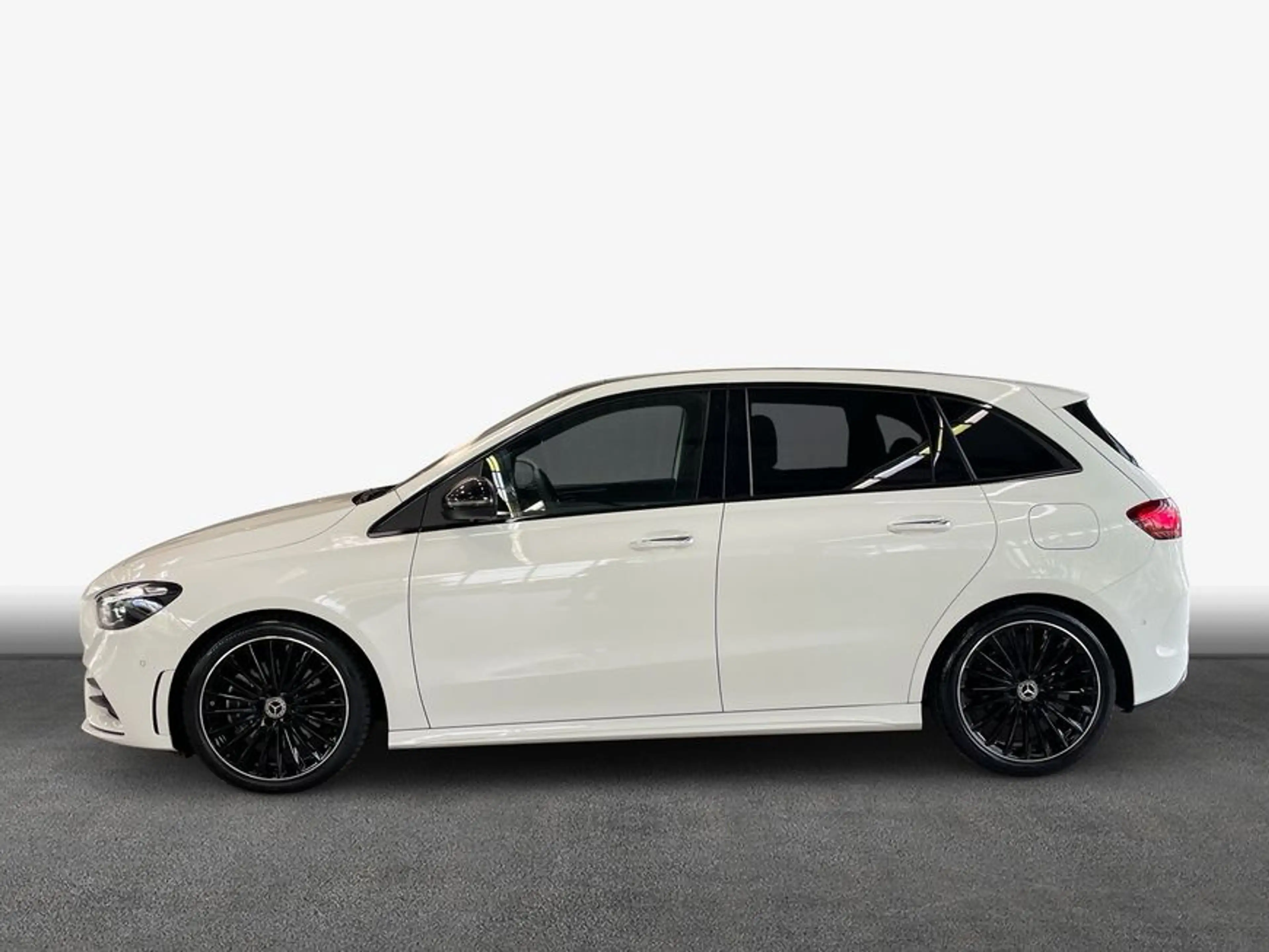 Mercedes-Benz B 220 B-Klasse — photo 4