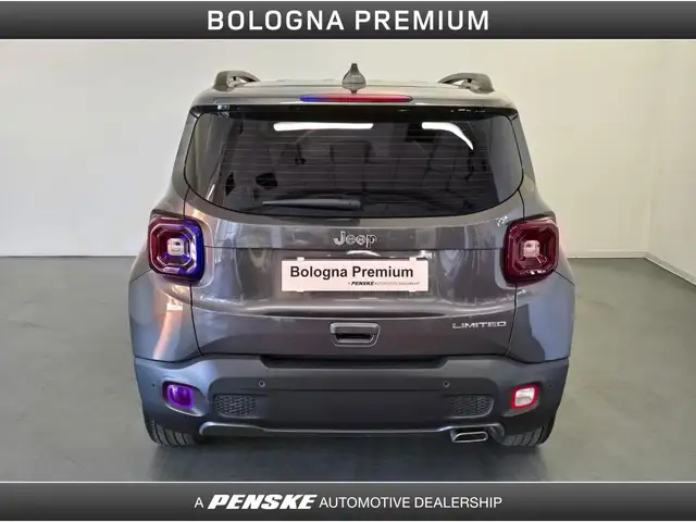 Jeep Renegade view 7