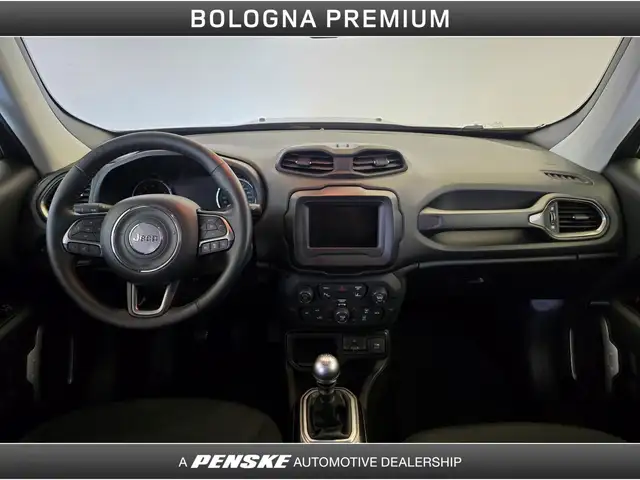 Jeep Renegade view 4