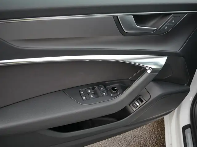 Audi A6 view 20