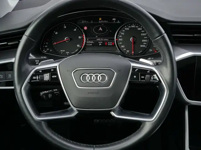 Audi A6 view 9