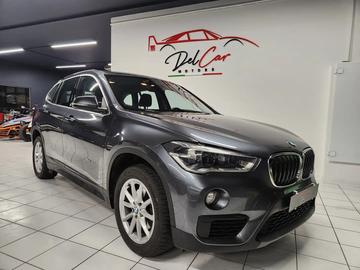BMW X1 X1 F48 sdrive18d Advantage Grigio - 1