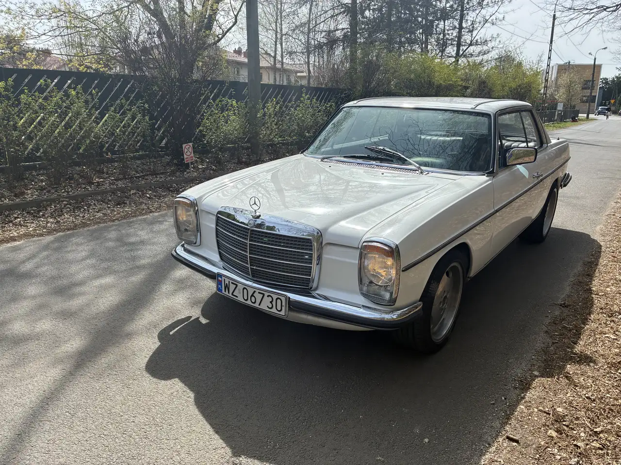 Mercedes-Benz W 114/115 Strich-Acht 280CE, foto 2
