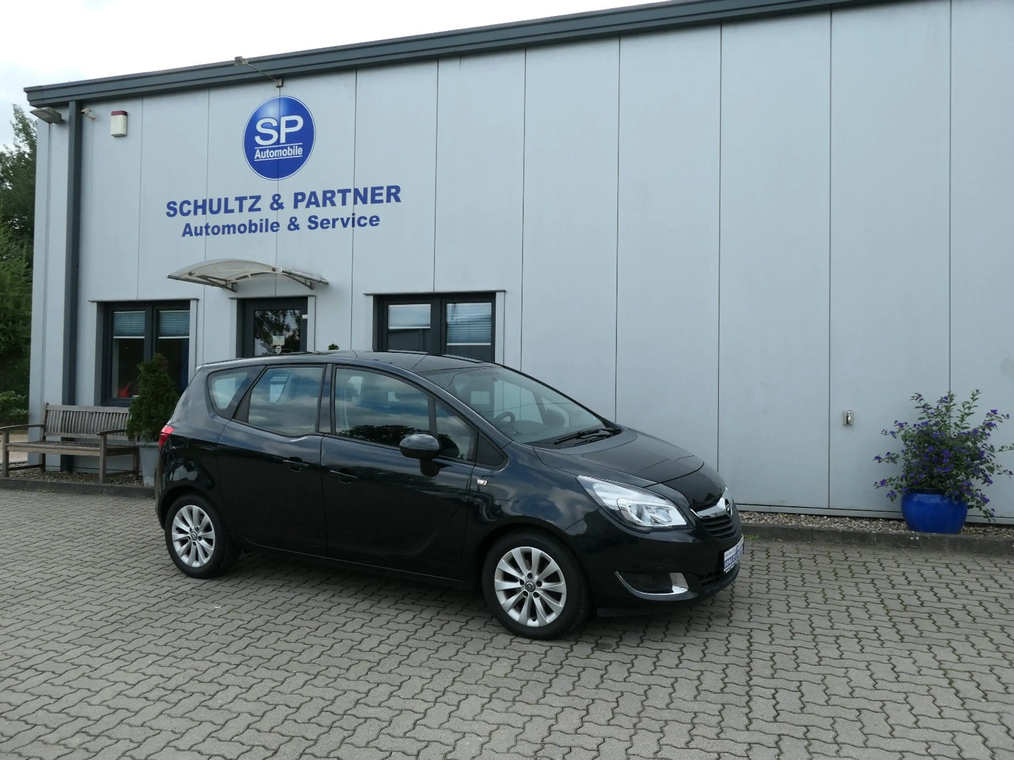 Opel Meriva B Style // 2.Hd., Lenk + Sitzh., PDC AHK!