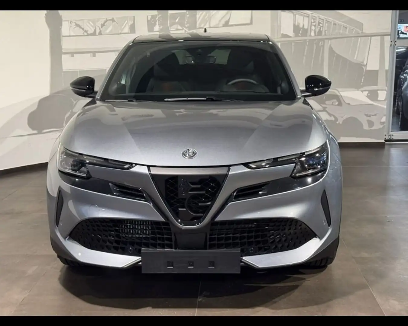 Alfa Romeo Junior 1.2 136 CV Hybrid eDCT6 Speciale Argintiu - 2