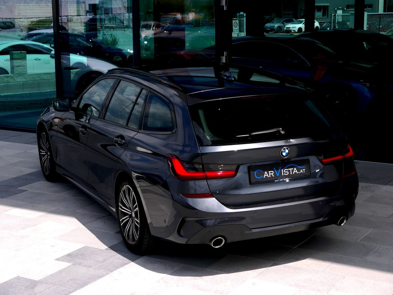 BMW 320 d Touring M-Sport *Panorama & Live Cockpit - AHK* — photo 8