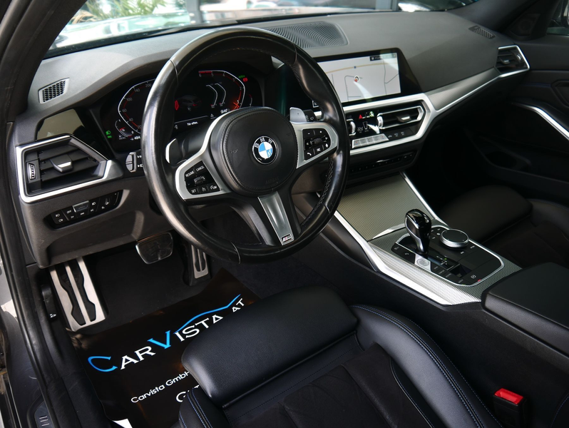 BMW 320 d Touring M-Sport *Panorama & Live Cockpit - AHK* — photo 10