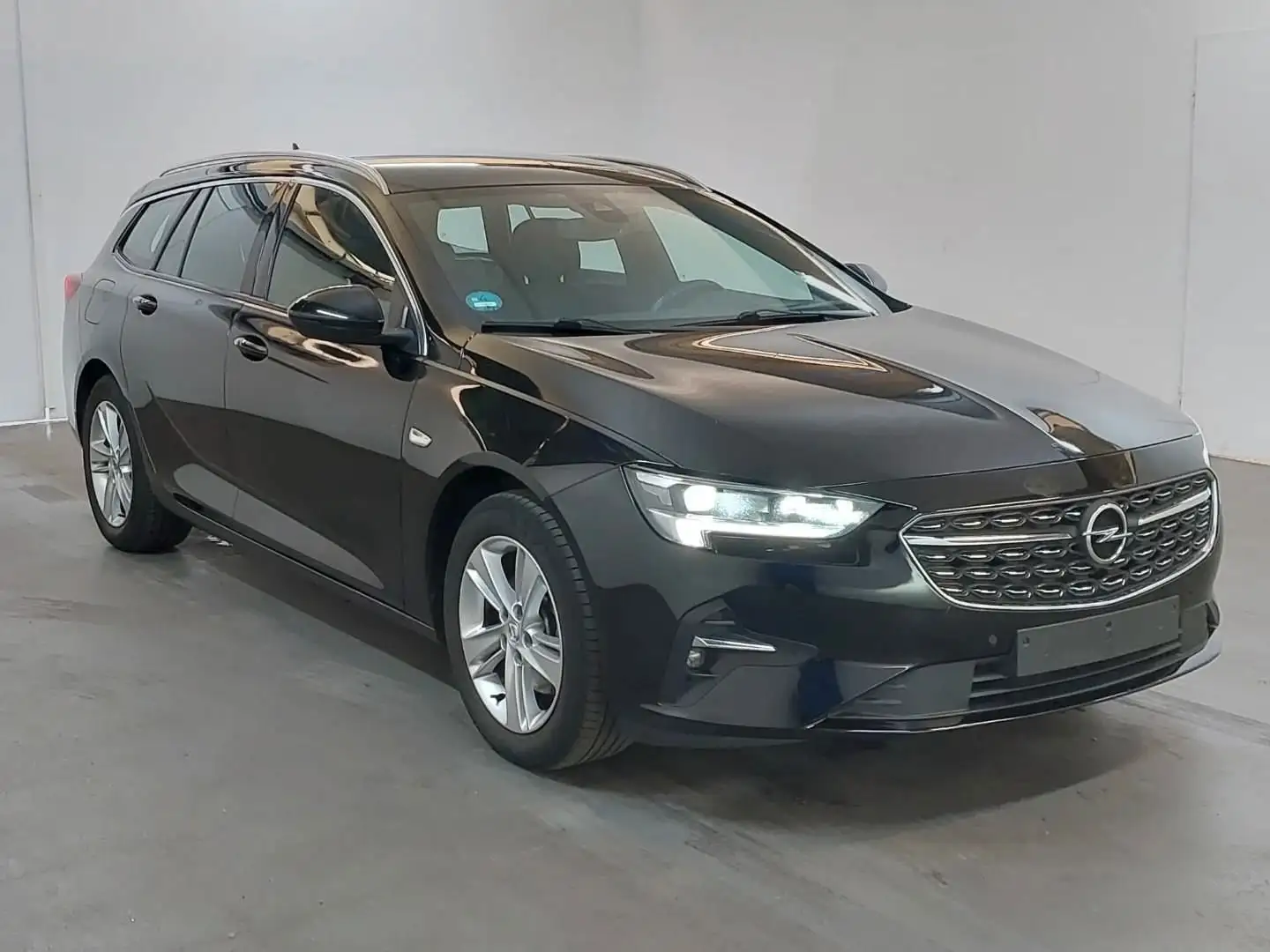 Opel Insignia Sports Tourer 2.0 CDTI *Elegance* Schwarz - 2