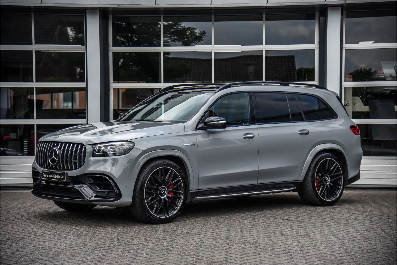 Mercedes-Benz GLS 63 AMG 4MATIC+ Grijs - 2