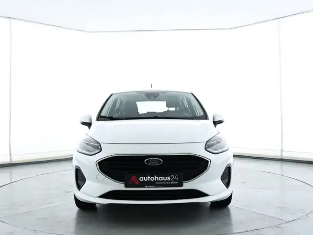 Ford Fiesta view 2