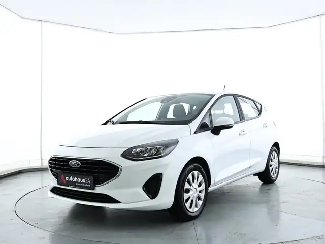 Ford Fiesta view 3
