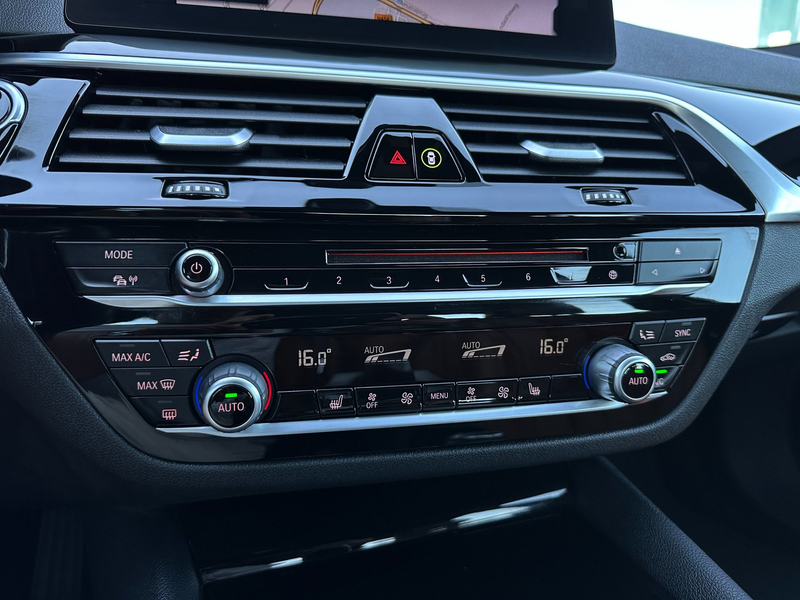 BMW 540 5-serie 540i Executive/2E EIG/CAMERA/LEDER/NAVI/NL — photo 33