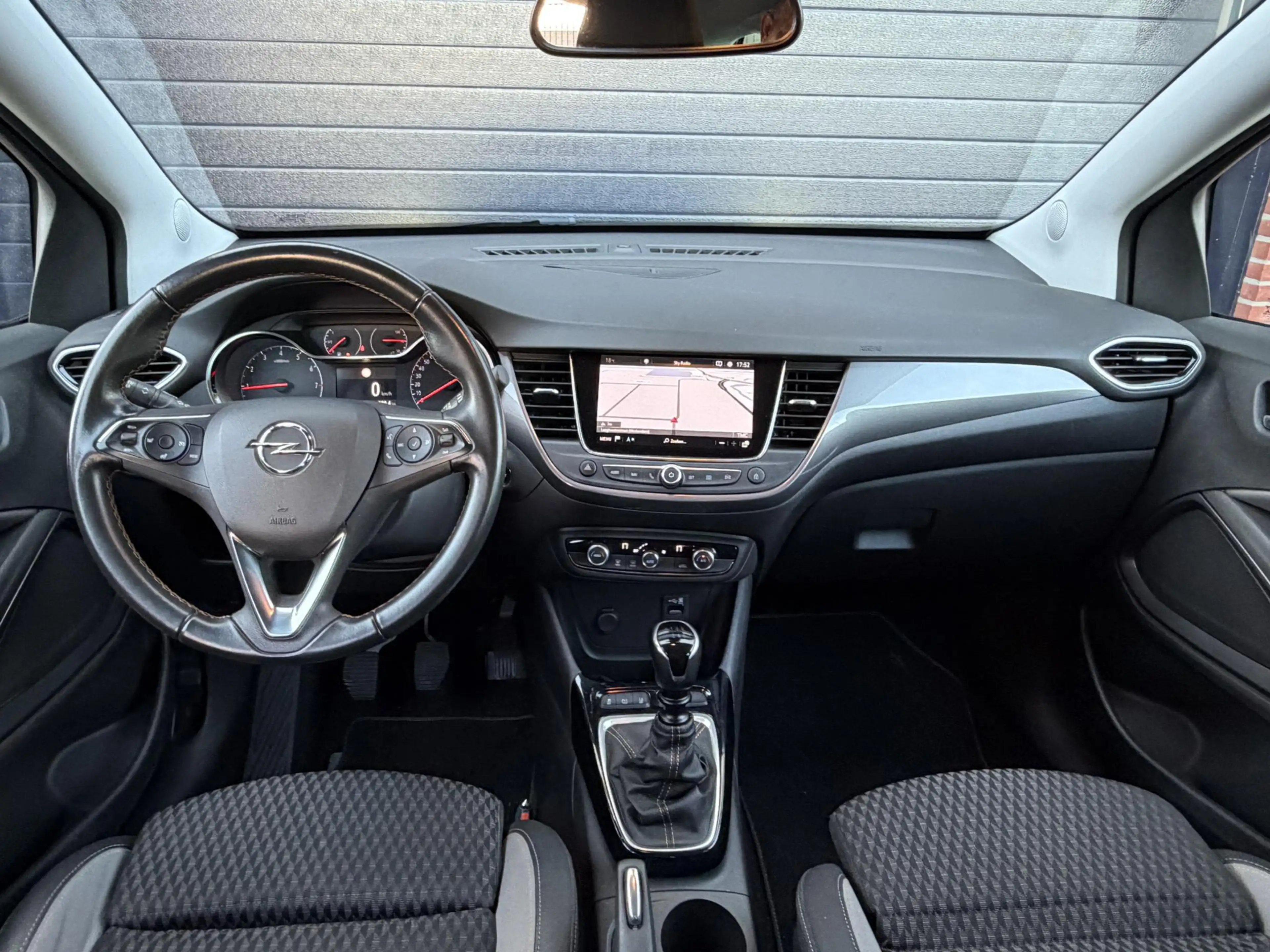 Opel Crossland X 1.2 Turbo Innovation , Navi, Apple Carplay/Android — photo 2