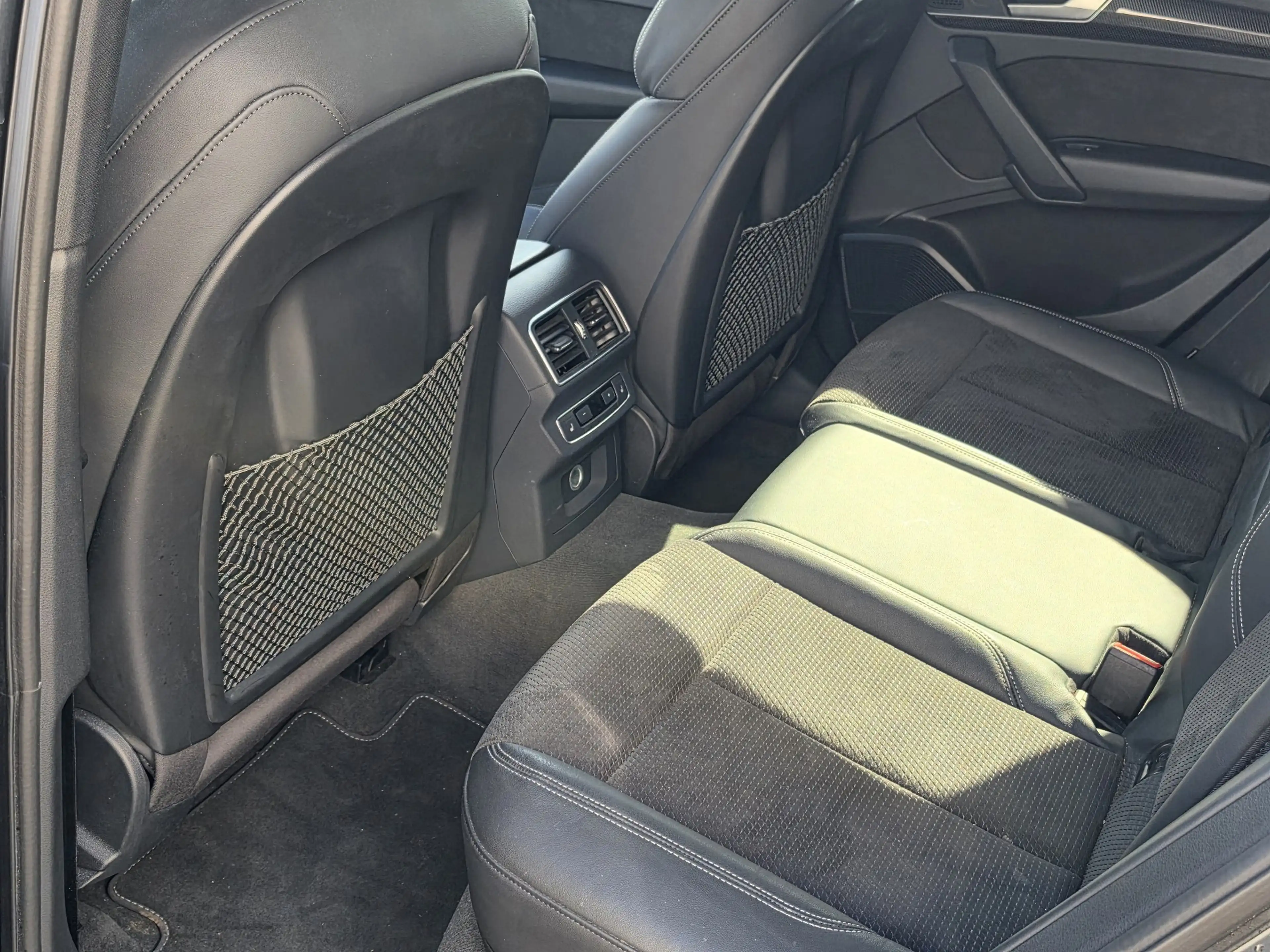 Audi SQ5 3.0 TFSI quattro — photo 10