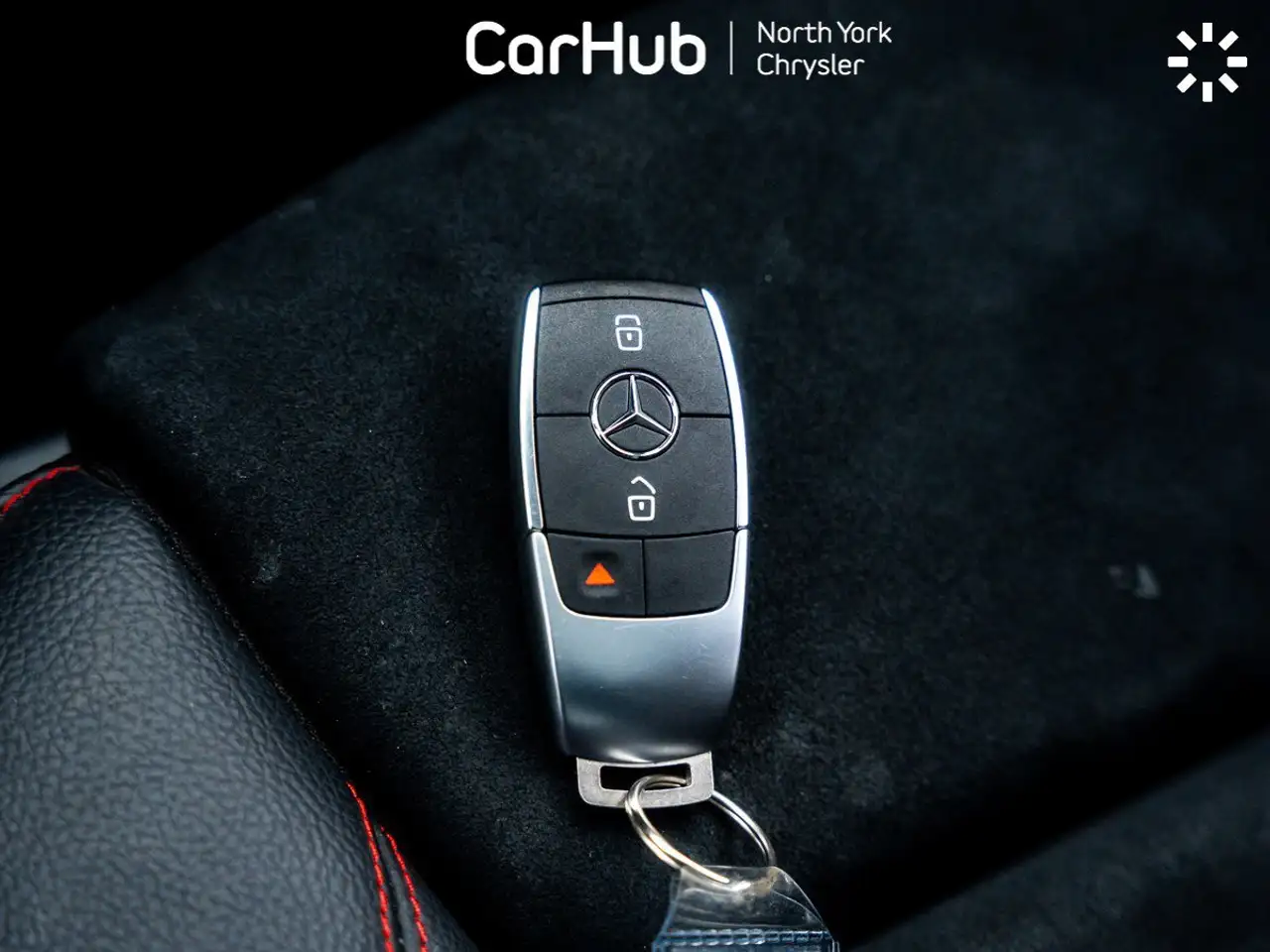 Mercedes-Benz GLA снимка Mercedes-Benz GLA