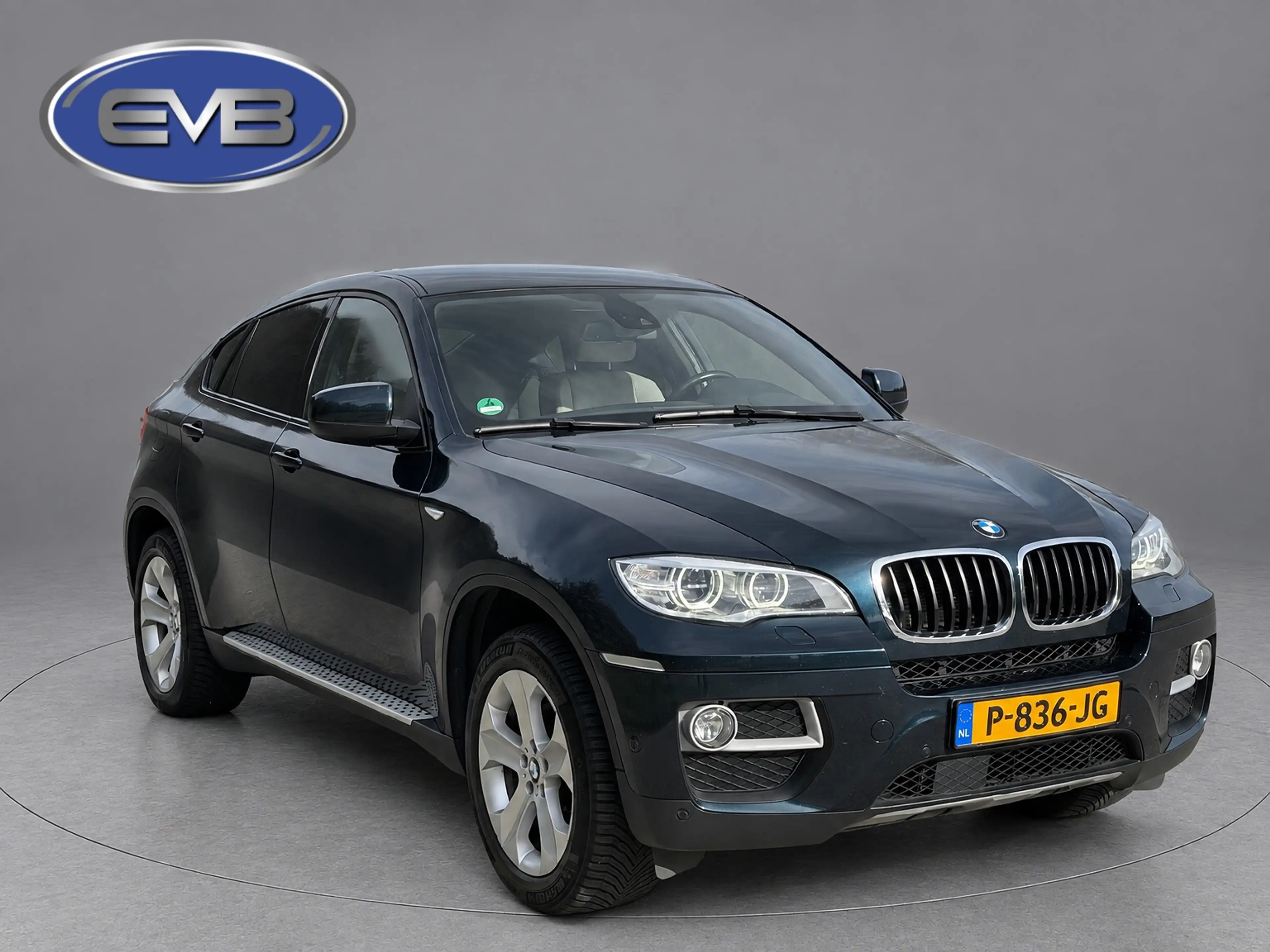 BMW X6 XDrive35i High Executive, achteruitrijcamera, head — photo 7