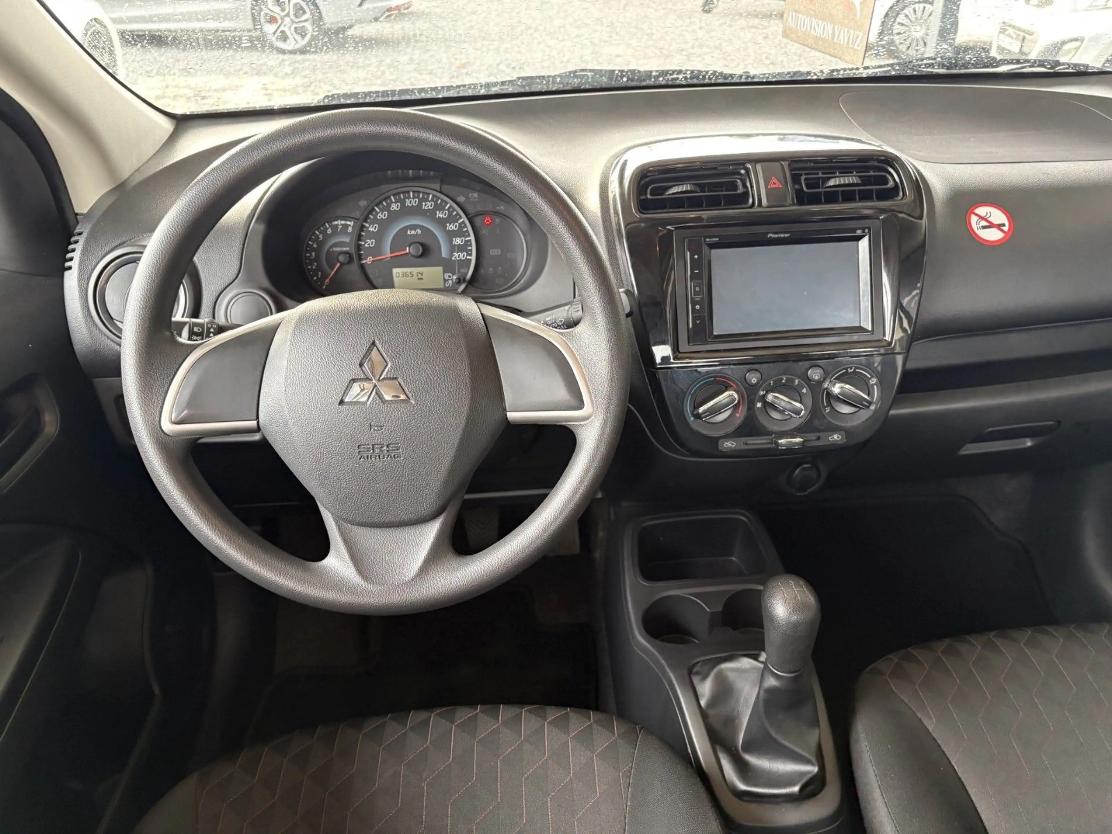 Mitsubishi Space Star — photo 12