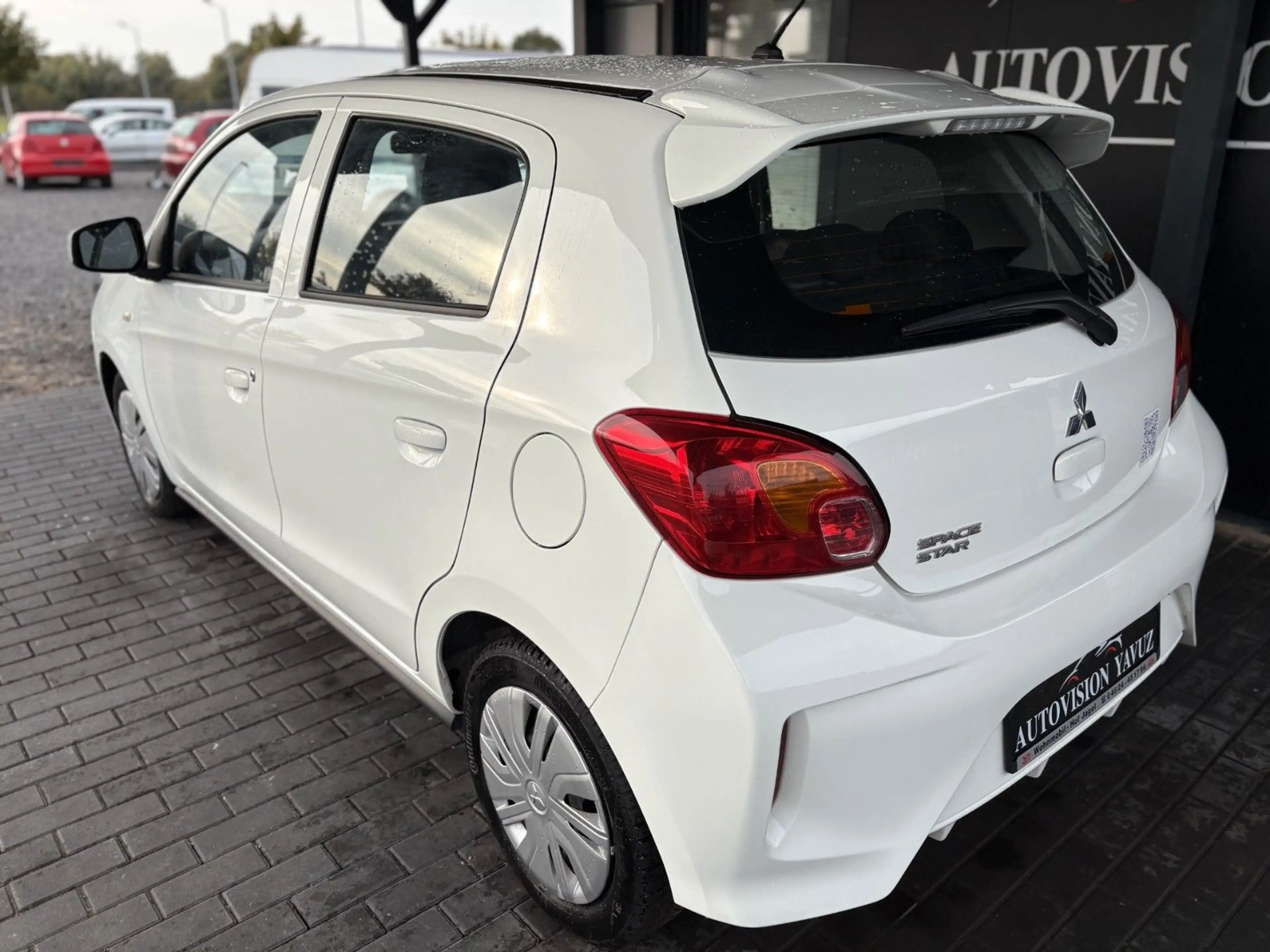 Mitsubishi Space Star — photo 3