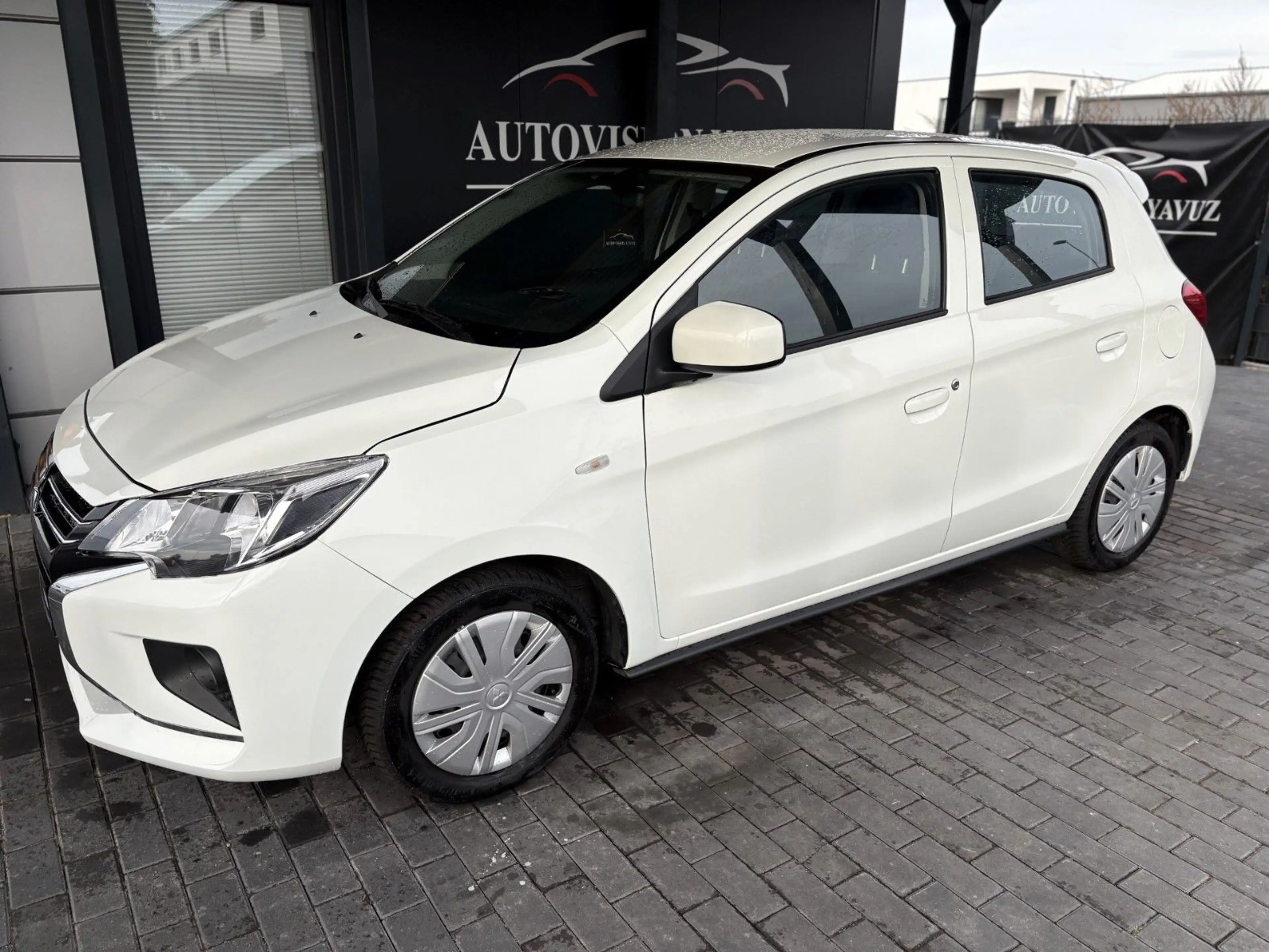 Mitsubishi Space Star — photo 2