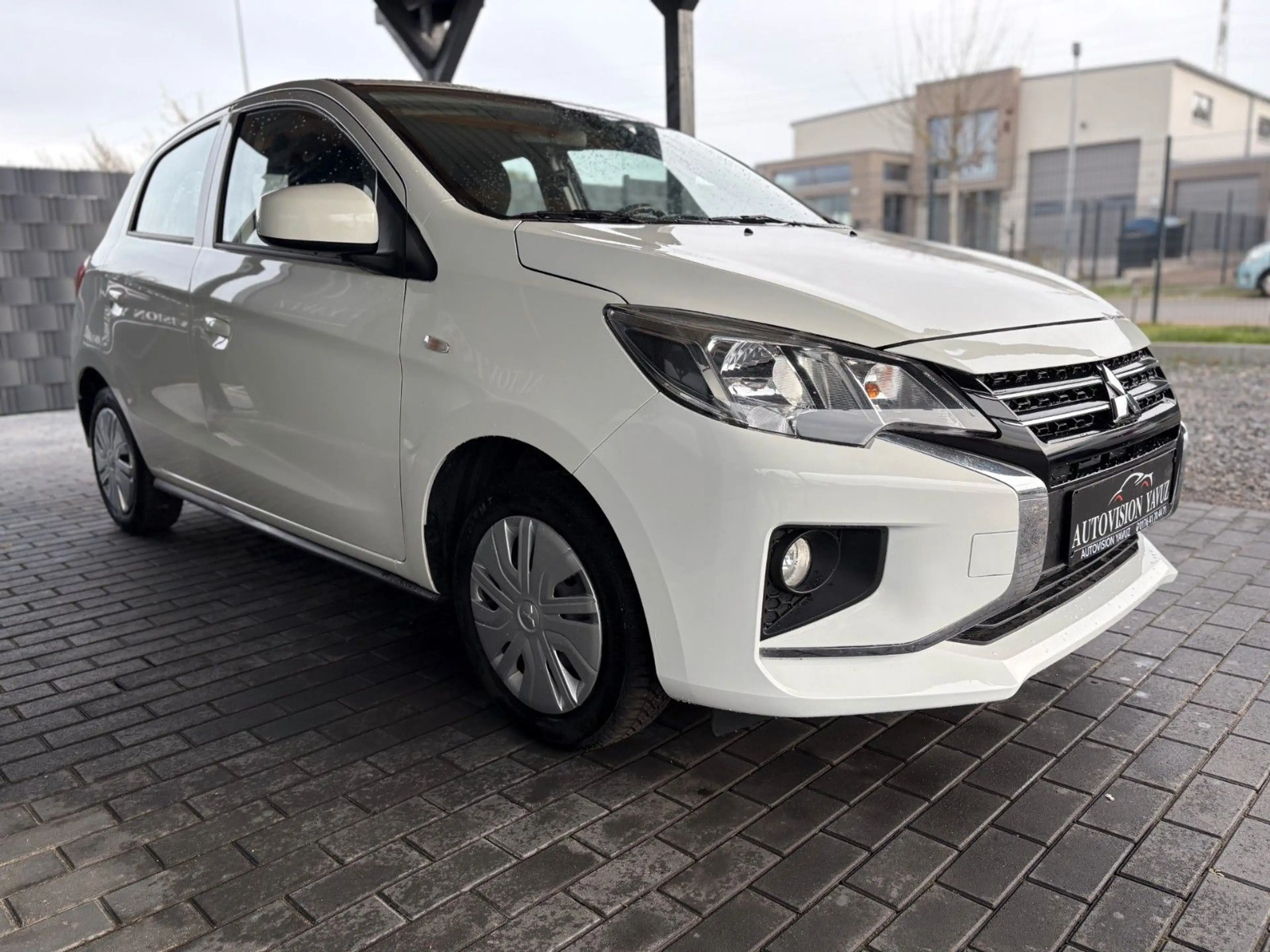 Mitsubishi Space Star — photo 7