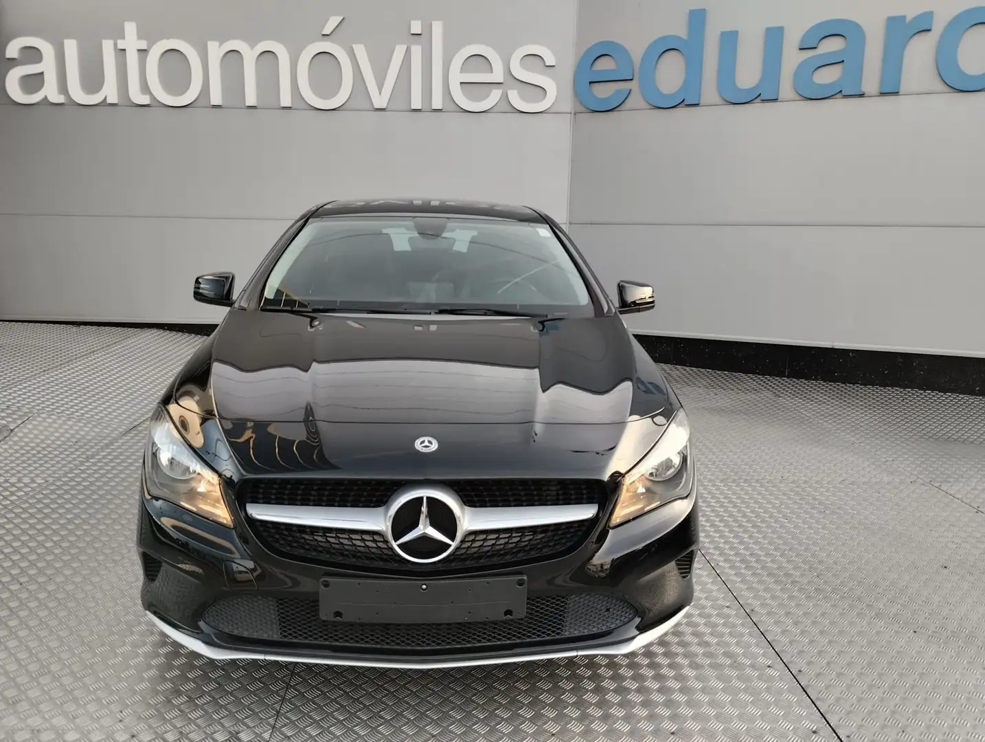 Mercedes-Benz CLA 200 d Negro - 2
