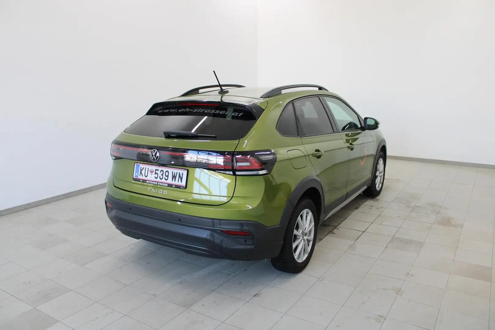 Volkswagen Taigo Life TSI Grün - 2