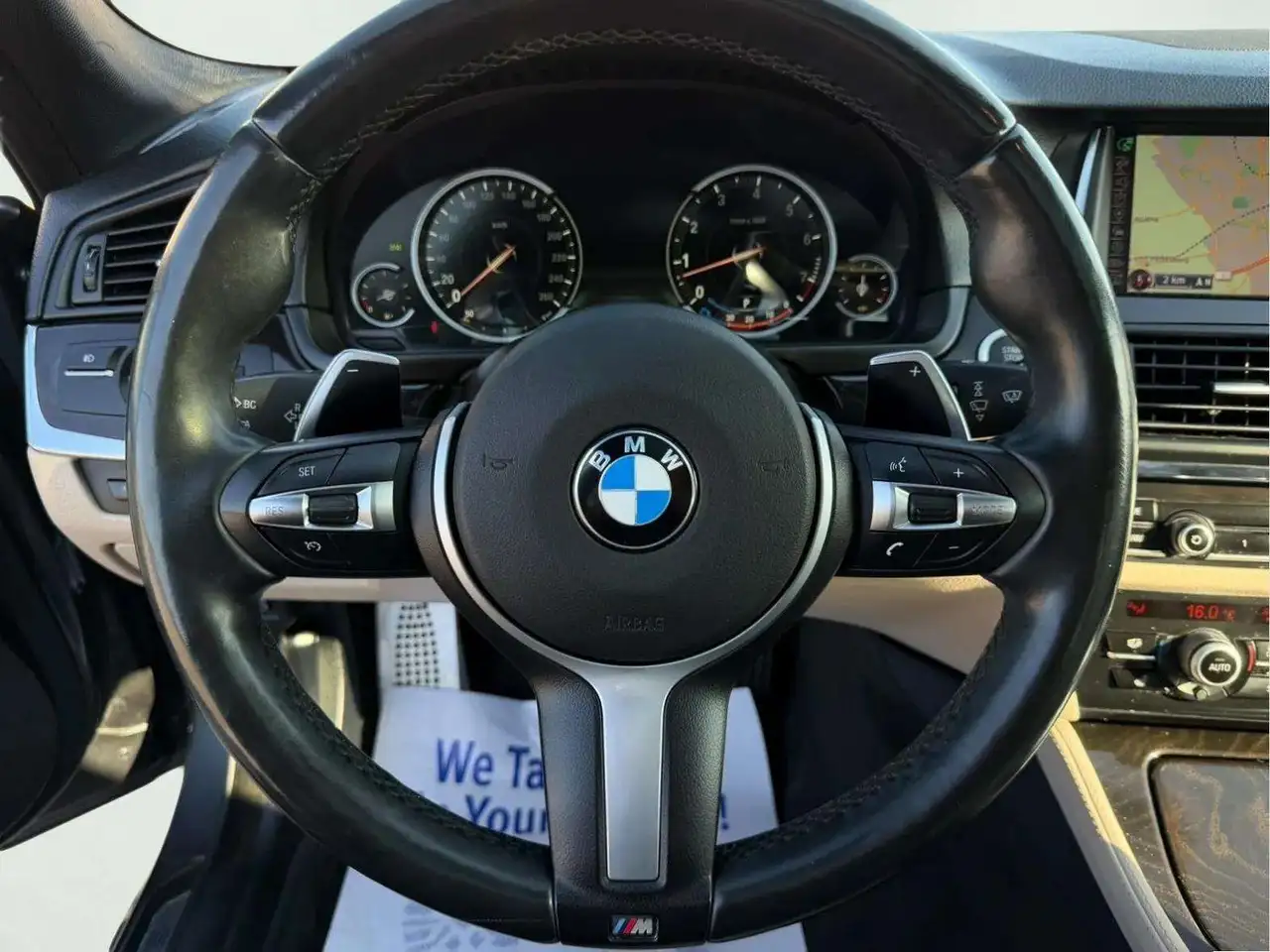 BMW 5 Series снимка BMW 5 Series
