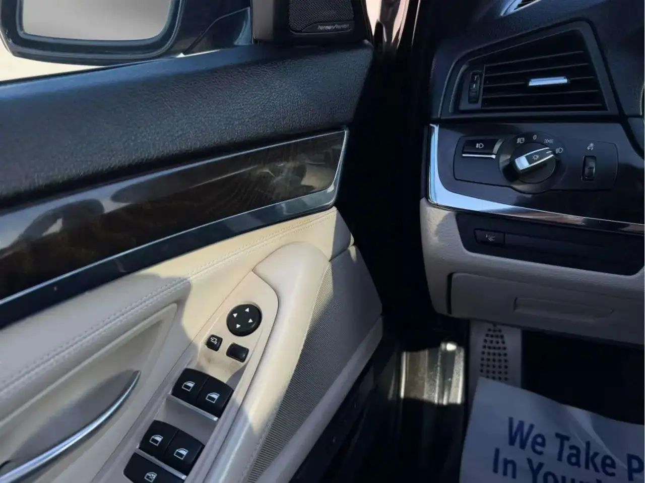 BMW 5 Series снимка BMW 5 Series