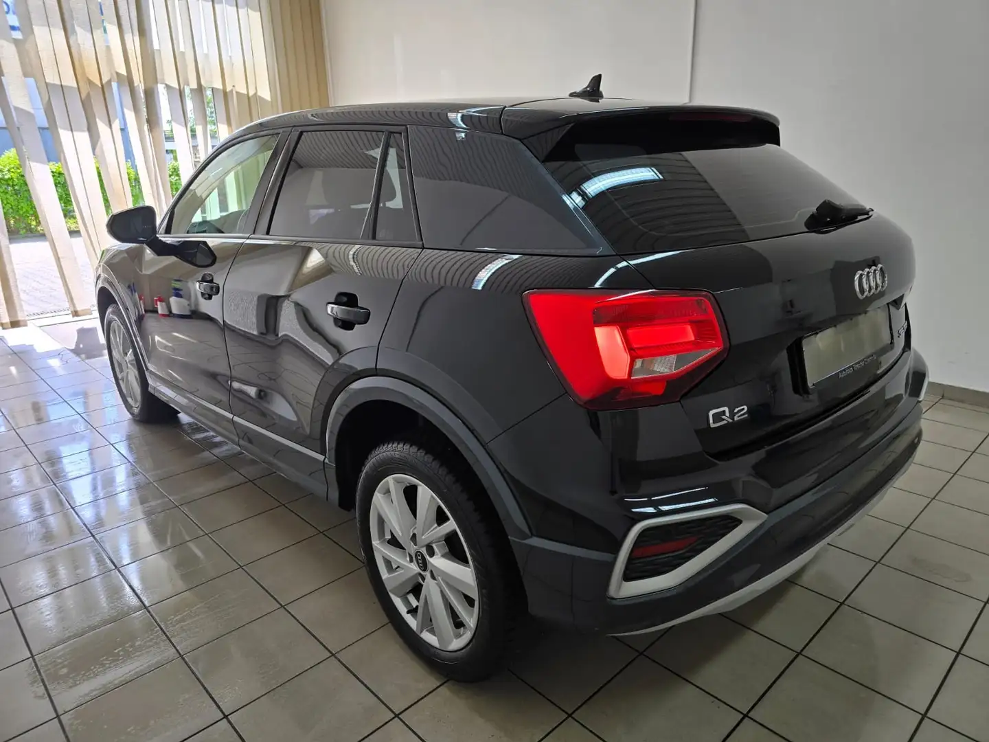 Audi Q2 35 TFSI advanced S-tronic LED Navi Kamera PDC GRA Noir - 2